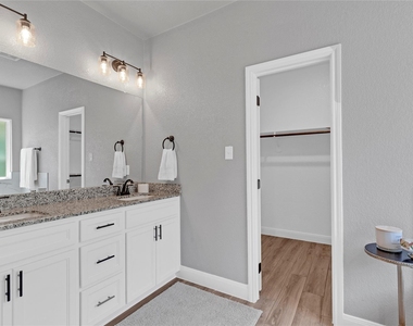 8508 Glade Dr - Photo Thumbnail 9