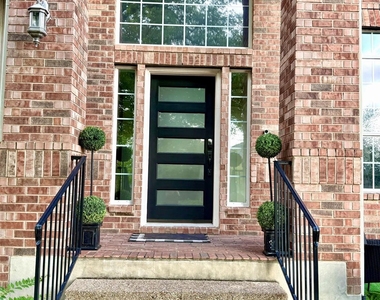 10140 Brimfield Dr - Photo Thumbnail 1