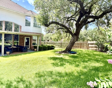 10140 Brimfield Dr - Photo Thumbnail 25