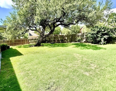 10140 Brimfield Dr - Photo Thumbnail 26