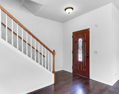1204 Stepp Bnd - Photo Thumbnail 2