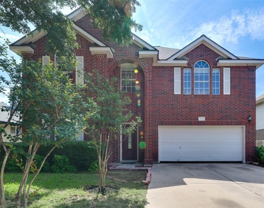 1204 Stepp Bnd - Photo Thumbnail 1