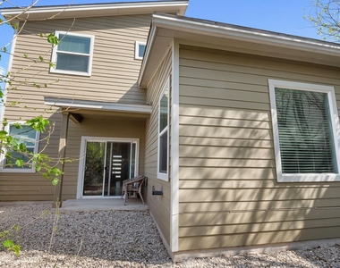 7206 Carver Ave - Photo Thumbnail 12