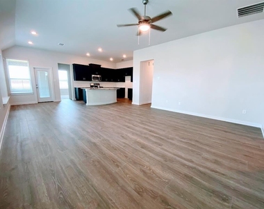 233 William Moon Way - Photo Thumbnail 4