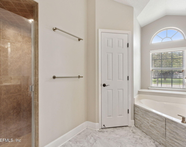 14617 Zachary Drive E - Photo Thumbnail 31