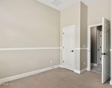 14617 Zachary Drive E - Photo Thumbnail 33