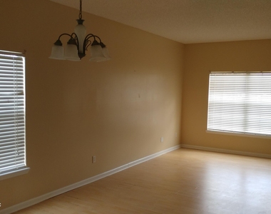 8602 Longford Drive - Photo Thumbnail 8