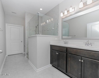 432 Pine Bluff Drive - Photo Thumbnail 10