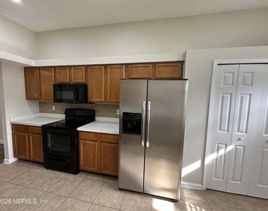 8189 Tessa Terrace E - Photo Thumbnail 11