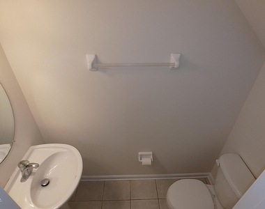 11073 Castlemain Circle E - Photo Thumbnail 14