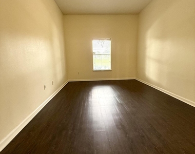 13819 Herons Landing Way - Photo Thumbnail 29