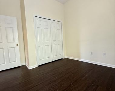 13819 Herons Landing Way - Photo Thumbnail 43
