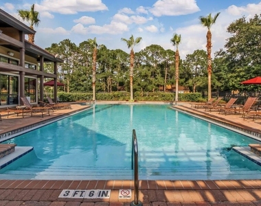 100 Fairway Park Boulevard - Photo Thumbnail 19