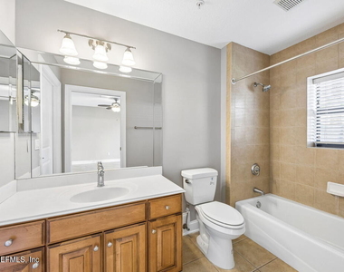 905 N 2nd Street N - Photo Thumbnail 7