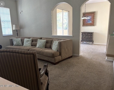 10075 Gate Parkway N - Photo Thumbnail 6