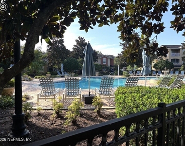 10075 Gate Parkway N - Photo Thumbnail 22