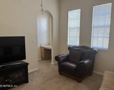 10075 Gate Parkway N - Photo Thumbnail 7