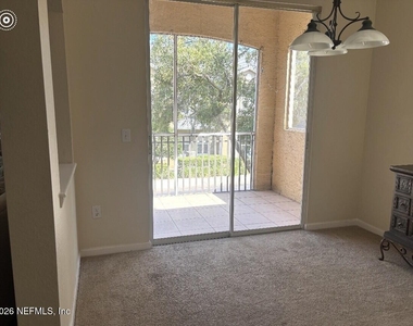 10075 Gate Parkway N - Photo Thumbnail 5