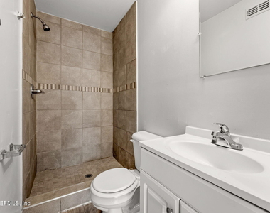 744 Mackinaw Street - Photo Thumbnail 10