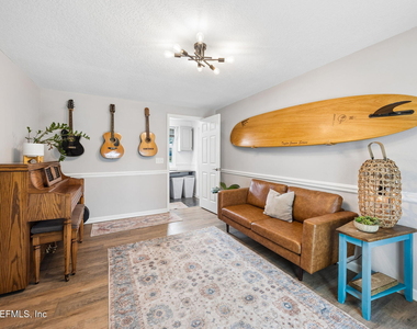 2638 Stern Drive N - Photo Thumbnail 11