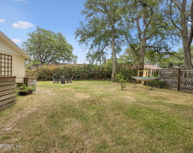 2638 Stern Drive N - Photo Thumbnail 23
