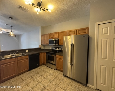 7806 Melvin Road - Photo Thumbnail 8