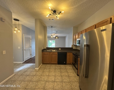 7806 Melvin Road - Photo Thumbnail 9