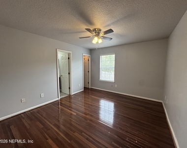 7806 Melvin Road - Photo Thumbnail 16