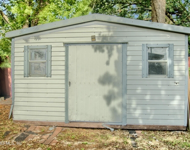 1370 Labelle Street - Photo Thumbnail 16