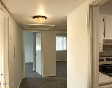 1370 Labelle Street - Photo Thumbnail 23