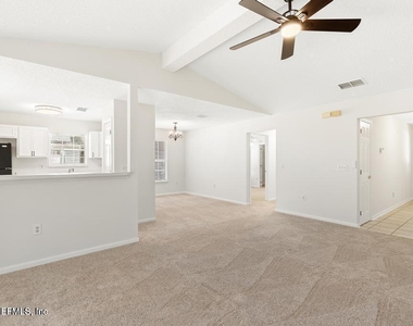 12138 Silver Saddle Drive - Photo Thumbnail 8