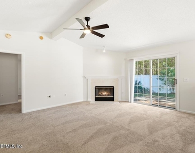 12138 Silver Saddle Drive - Photo Thumbnail 5