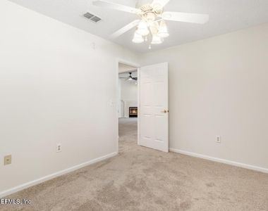 12138 Silver Saddle Drive - Photo Thumbnail 14