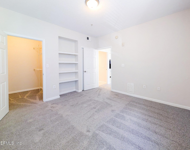 8539 Gate Parkway W - Photo Thumbnail 12