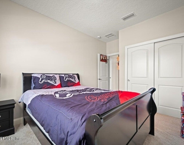 11358 Newtonian Boulevard - Photo Thumbnail 20