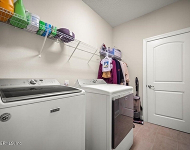 11358 Newtonian Boulevard - Photo Thumbnail 18
