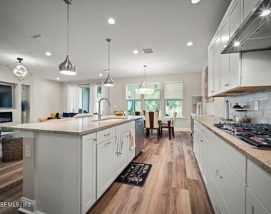 11358 Newtonian Boulevard - Photo Thumbnail 12