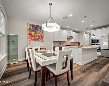 11358 Newtonian Boulevard - Photo Thumbnail 14