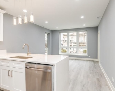 1232 S Fairfield Avenue - Photo Thumbnail 4
