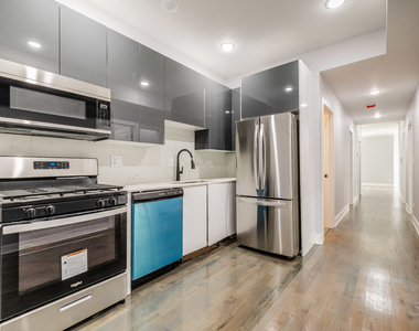 6338 S Vernon Avenue - Photo Thumbnail 1