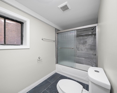6431 S Artesian Avenue - Photo Thumbnail 7