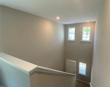 168 Golden Eagle Parkway - Photo Thumbnail 20