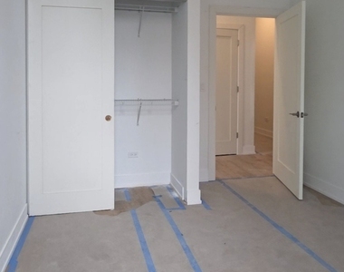 1537 N Orleans Avenue - Photo Thumbnail 8