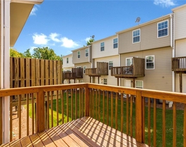 2104 Meadow Peak Road - Photo Thumbnail 20
