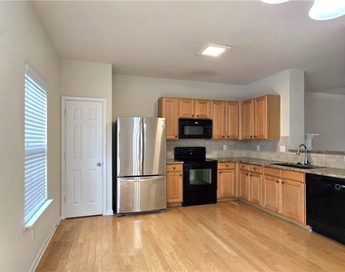 2104 Meadow Peak Road - Photo Thumbnail 6