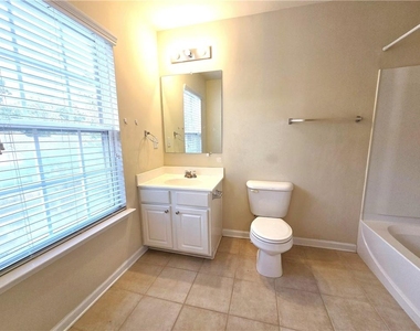 2104 Meadow Peak Road - Photo Thumbnail 15