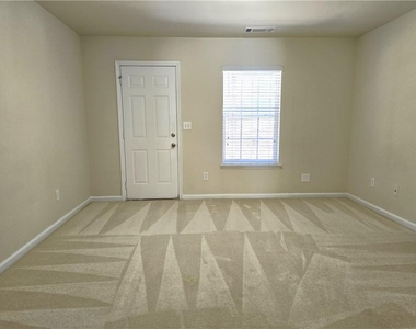 2104 Meadow Peak Road - Photo Thumbnail 19