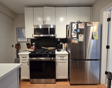 2742 N Hampden Street - Photo Thumbnail 3