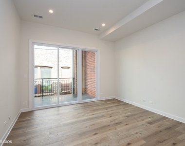 621 W Belmont Avenue - Photo Thumbnail 3