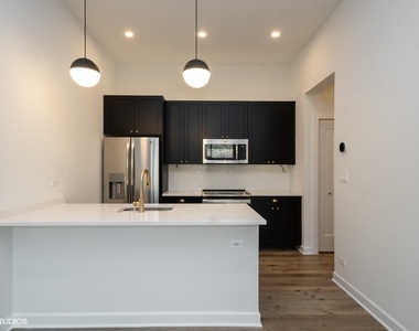 621 W Belmont Avenue - Photo Thumbnail 1